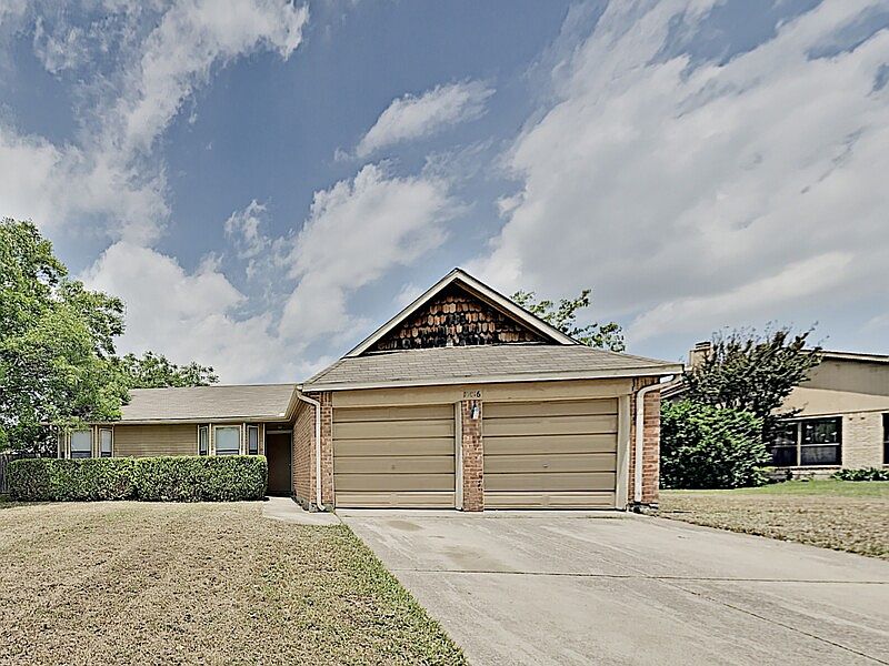 1st image of 10016 Bugle Dr