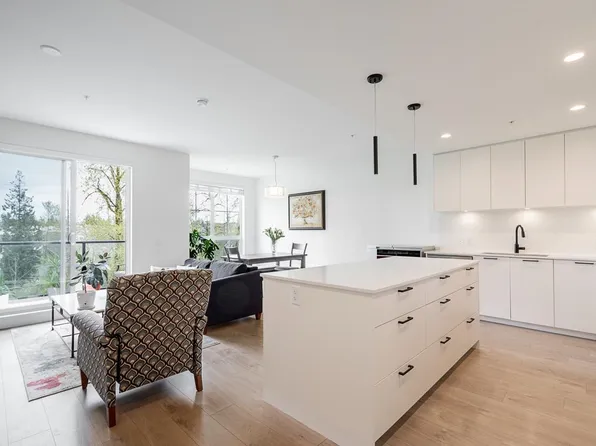 8379 201st St #604, Langley, BC V2Y 0G8