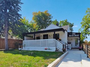 242 Muriel St, Newmarket, ON L3Y 3N3
