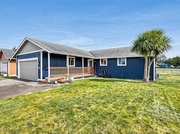 550 Canal Drive NE, Ocean Shores, WA 98569