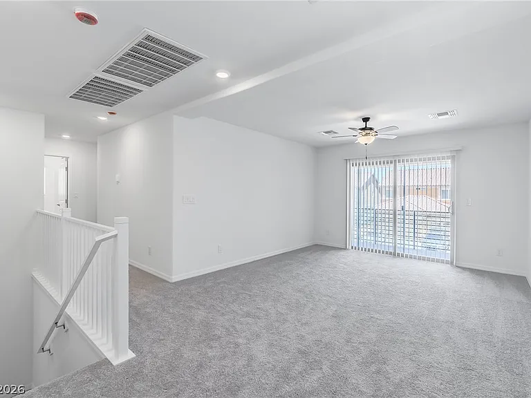 5733 Tioga Way — Photo 13