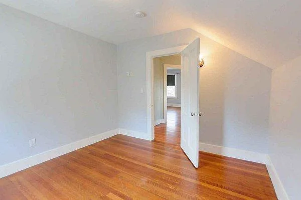 62 Roseneath Ave — Photo 25