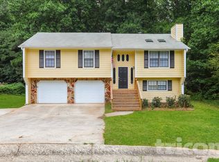 1515 Olde Oak Dr, Lithia Springs, GA 30122