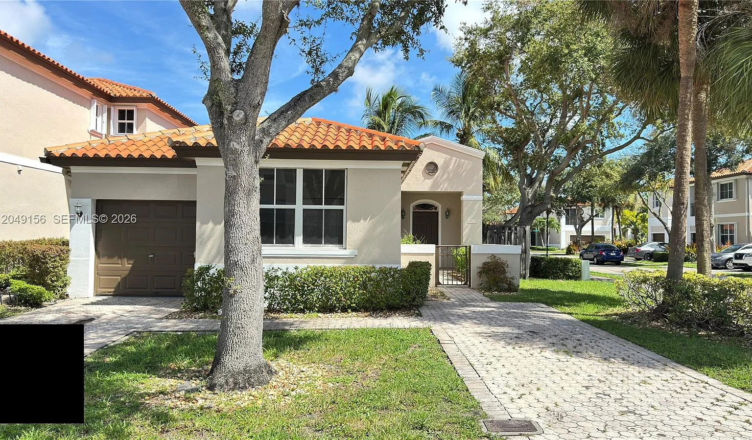 Anchorage At Miami Lakes — Photo 2