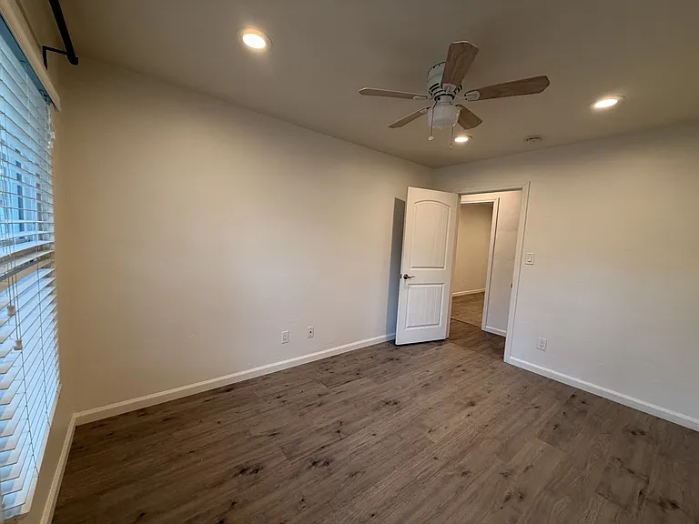 161 D Ave #1 — Photo 27