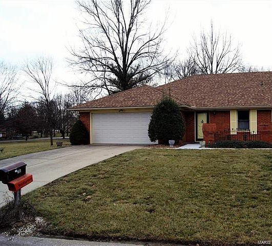 1st image of 28 Ginger Lake Dr S