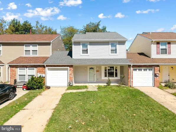 20 Harrington Ln, Sicklerville, NJ 08081