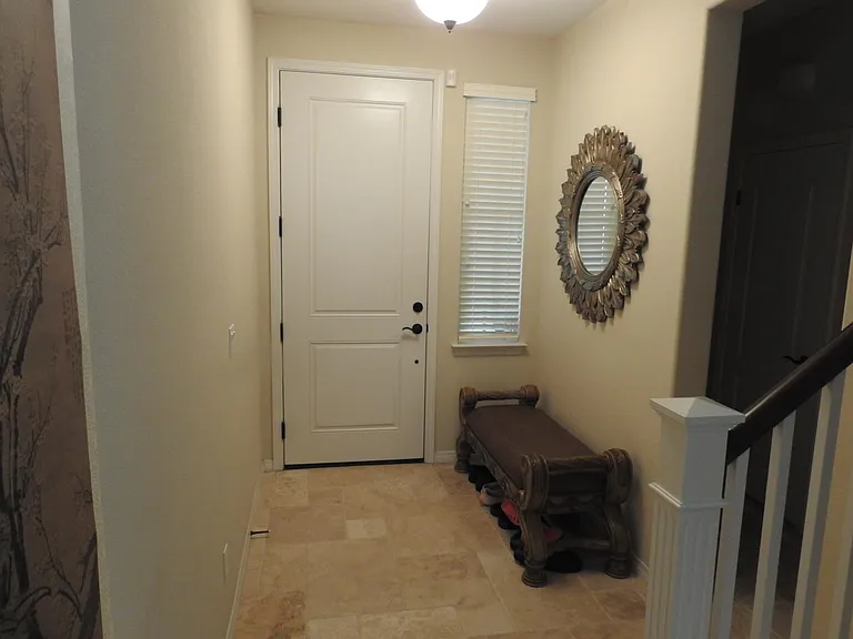 4897 Carriage Run Dr — Photo 14