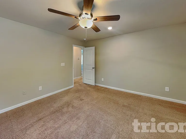 10 Parkers Gate Dr — Photo 7