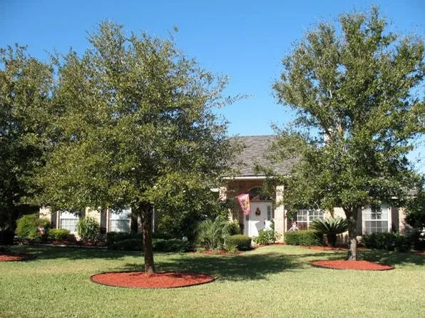 201 Nottingham Dr W, Saint Johns, FL 32259