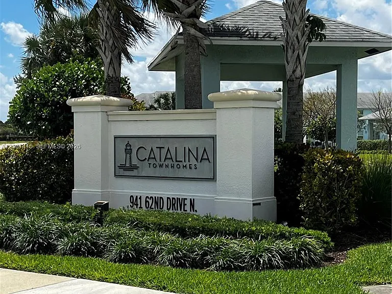 6349 Topsail Dr — Photo 3