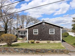 4 Wilsons Grv, Mashpee, MA 02649