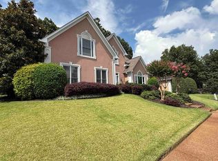 7598 Fairway Forest Dr N, Cordova, TN 38016
