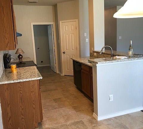 5th image of 7412 Todd Cir