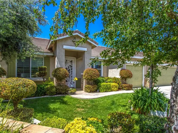 1437 Hunter Moon Way, Beaumont, CA 92223