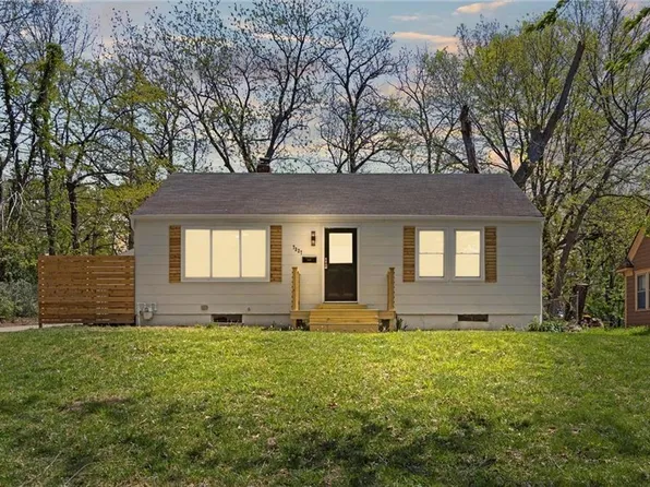 7327 Park Ave, Kansas City, MO 64132