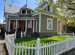 214 SW 8th St, Pendleton, OR 97801