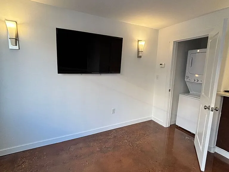 Church Street Lofts — Photo 13