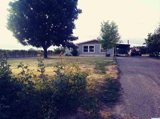 131 Hanks Rd, Grandview, WA 98930