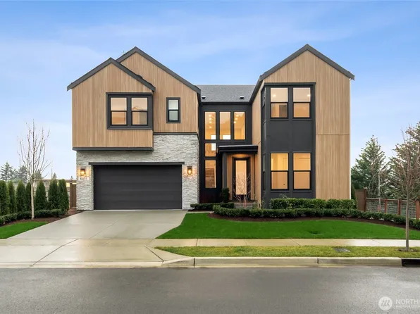 8413 137th Avenue SE #6, Newcastle, WA 98059