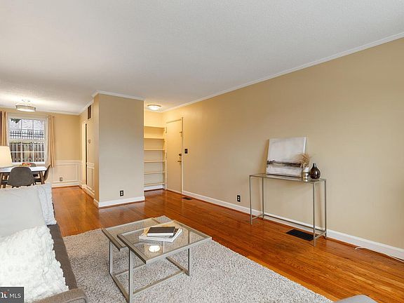 5th image of 4627 36th St S APT A1