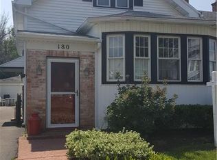 180 Lasalle Ave, Kenmore, NY 14217