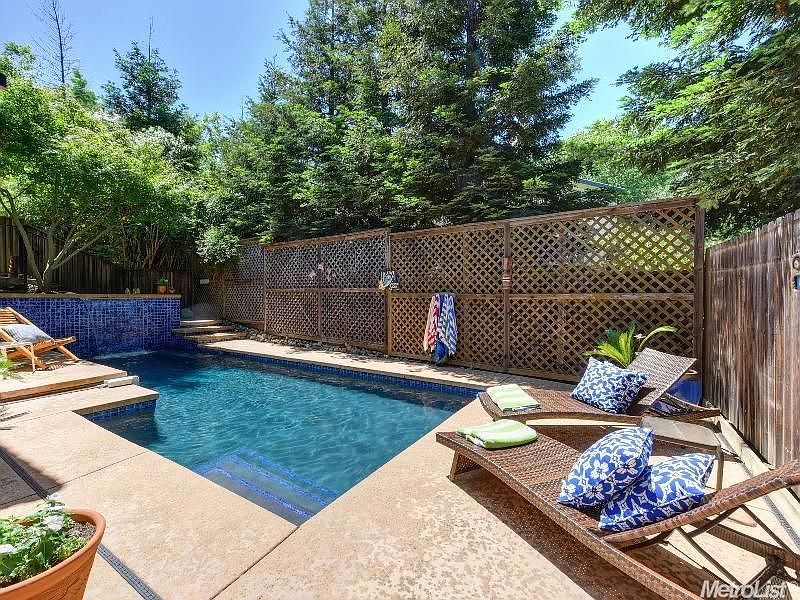 1st image of 4035 Harlington Cir