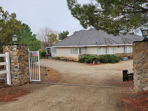 3rd image of 34555 Brock Ln