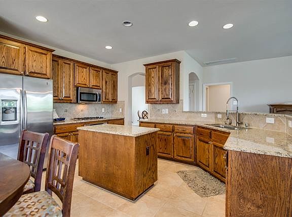 5th image of 1125 Dayton Dr
