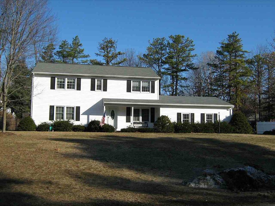 1st image of 6 Brentwood Dr