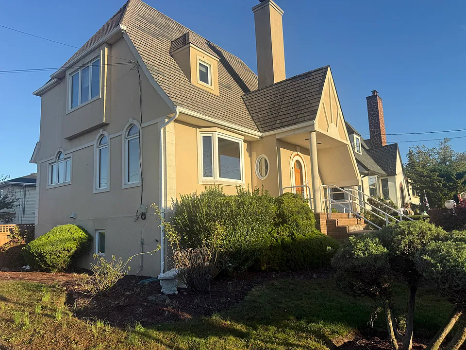 3280 Weidner Ave