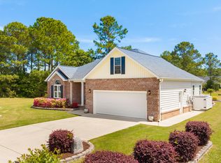 8859 Pickens Pl NW, Calabash, NC 28467
