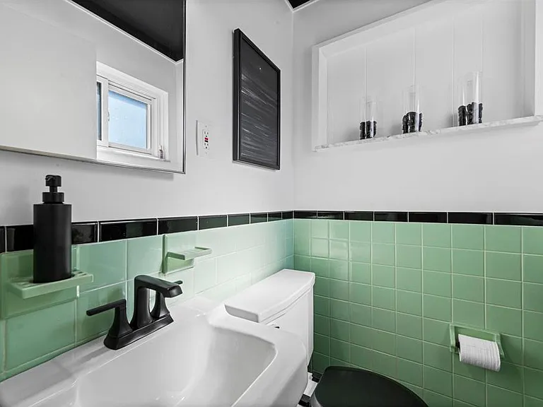 13380 Perry Cir — Photo 3