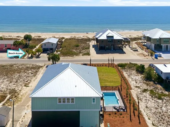 725 E Gorrie Dr, Eastpoint, FL 32328