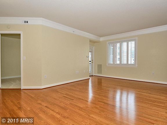 4th image of 901 N Monroe St APT 605