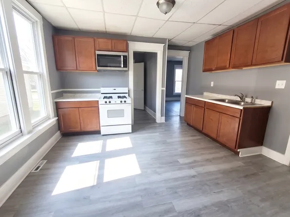 543 E 14th St #1, Erie, PA 16503