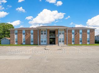319 SE 3rd St APT 104, Grand Prairie, TX 75051