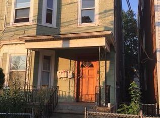 162 Taylor St, Orange, NJ 07050