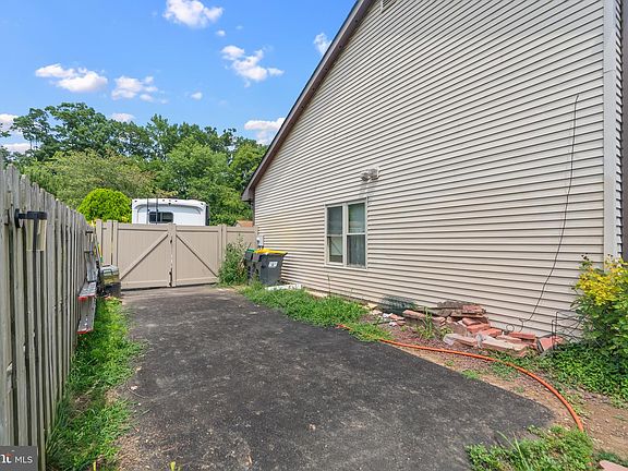 2nd image of 6 Lanford Rd
