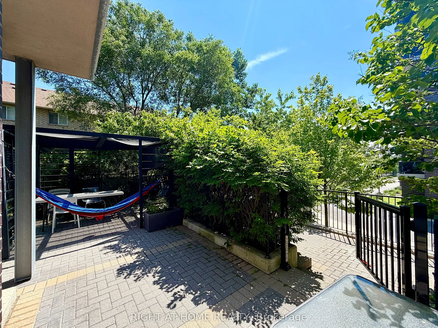 1 Valhalla Inn Rd — Photo 4