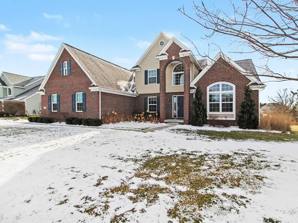 5862 Tyler Ct, Dexter, MI 48130