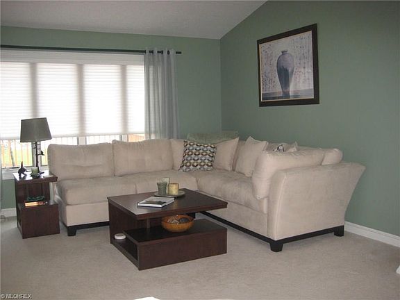 3rd image of 6444 Foxglove Dr