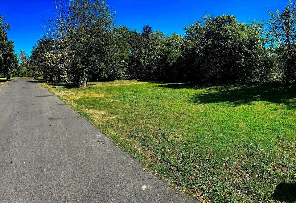 1st image of 4030 Sonny Cir Lot 1