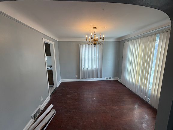5th image of 13566 Longacre St