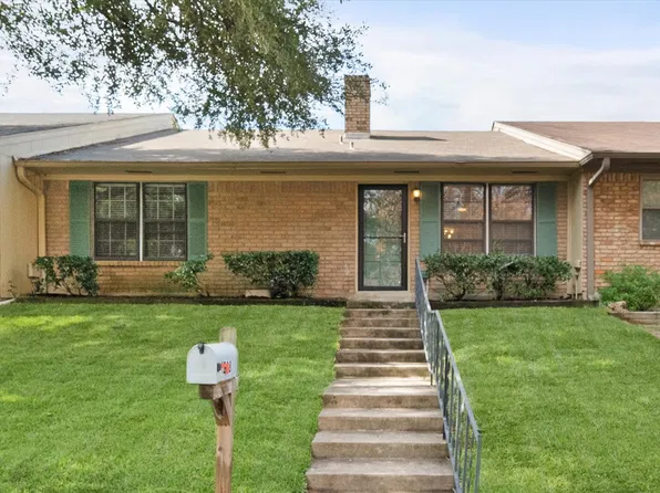 1208 Lexington Dr, Corsicana, TX 75110