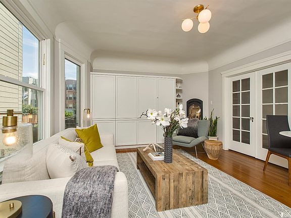 5th image of 3354 Laguna St APT 1