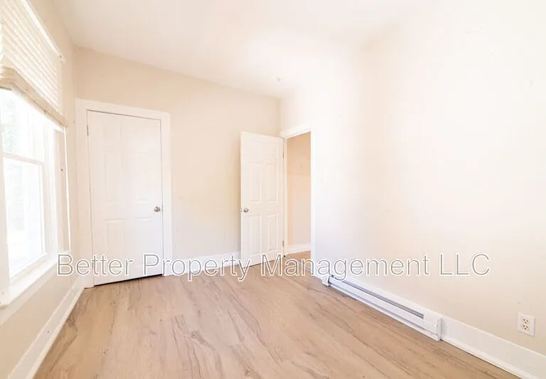 730 E Montrose St #2 — Photo 9