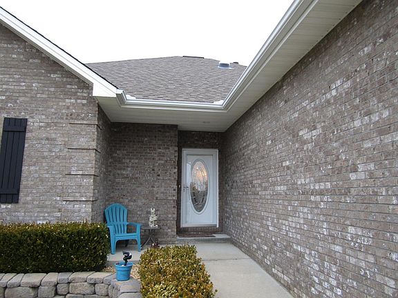 2nd image of 1219 Arrowhead Dr
