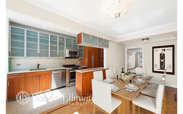 Rented by Douglas Elliman | media 51