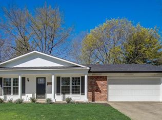 8440 Charter Oak Dr, Indianapolis, IN 46260